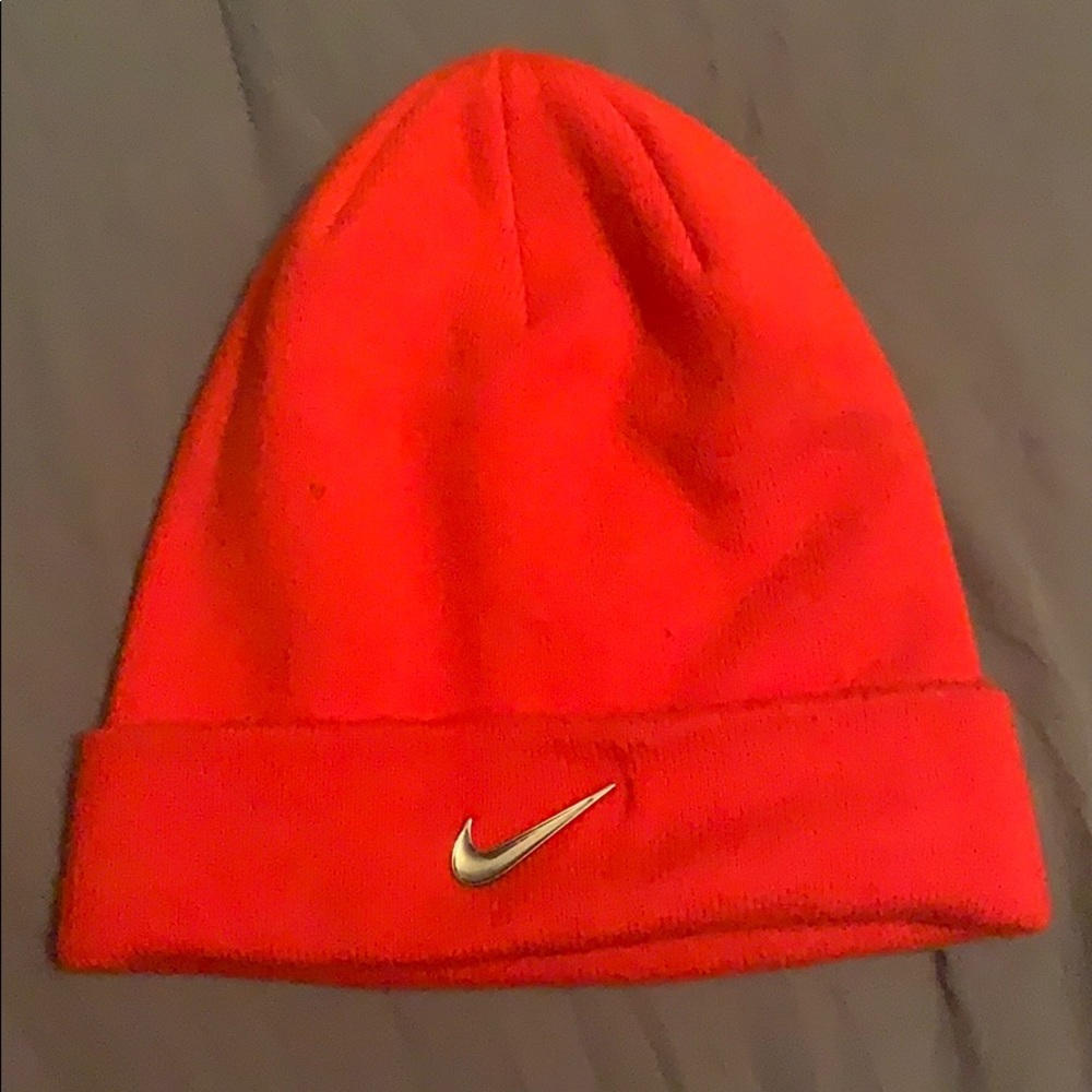 Red Nike hat
